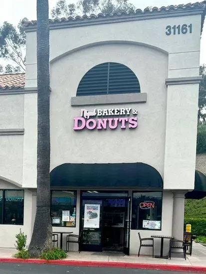 Niguel Bakery & Donuts