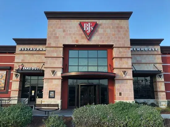 BJ's Restaurant & Brewhouse