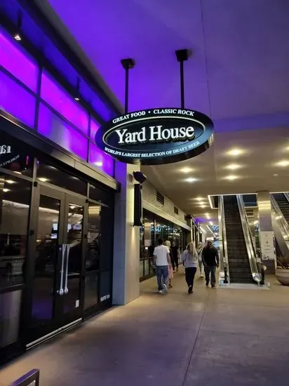 Yard House