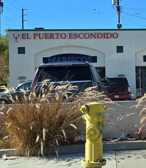 Mariscos El Puerto Escondido - Inglewood 2