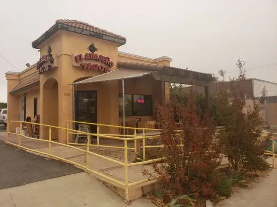 El Abajeño Tacos