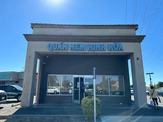 Quán Nem Ninh Hòa Restaurant