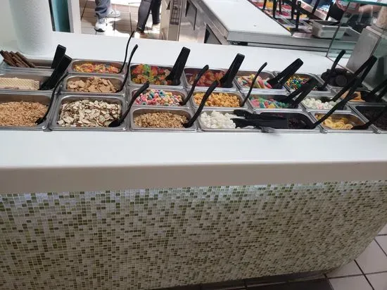 Prinkipia Frozen Yogurt