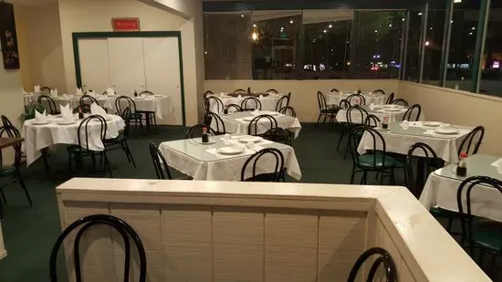 Hunan Restaurant