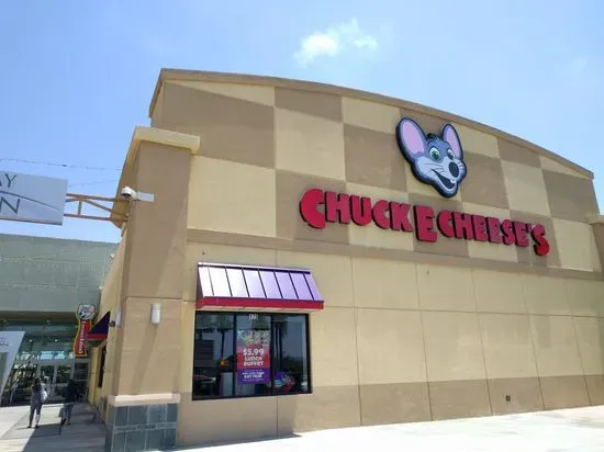 Chuck E. Cheese