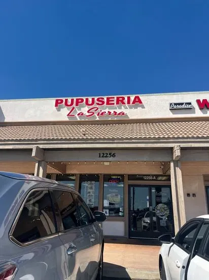 Pupuseria La Sierra Restaurant