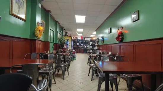 Gino’s Pizzeria and Restaurant