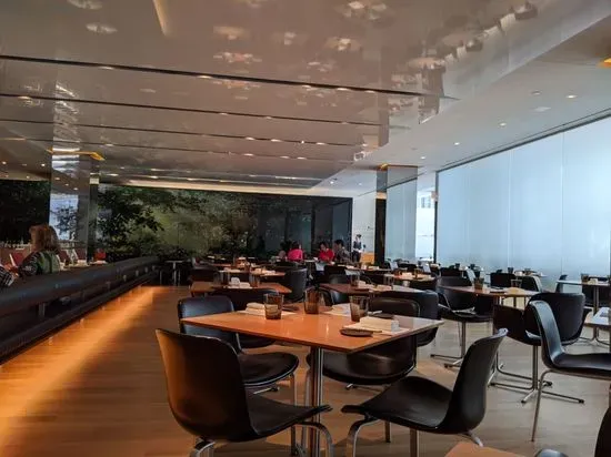 The Bar Room at The Modern