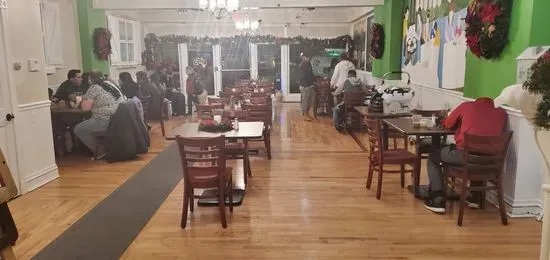 El Salvadoreño Restaurant