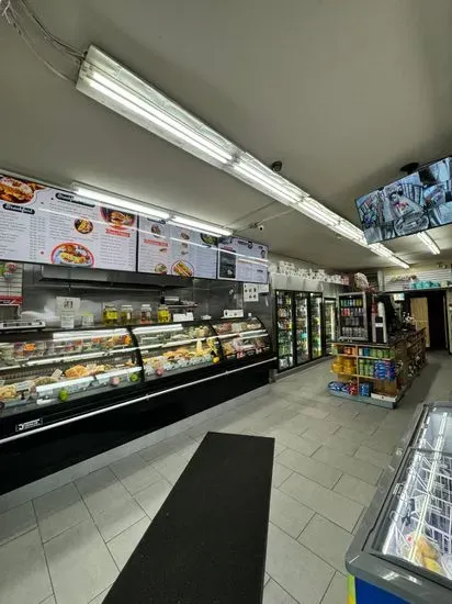 Lakeview Deli and Grill