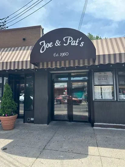 Joe & Pat's Pizzeria & Restaurant