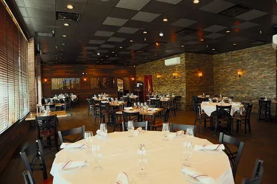 Louie & Johnnie's Ristorante Primavera