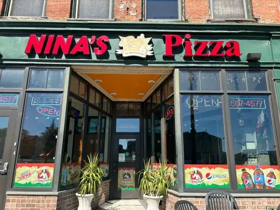 Nina's Pizza