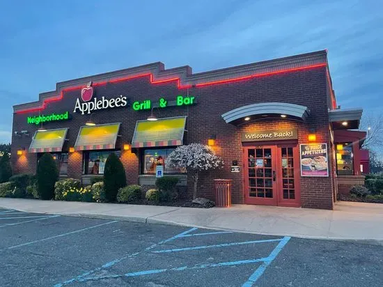 Applebee's Grill + Bar