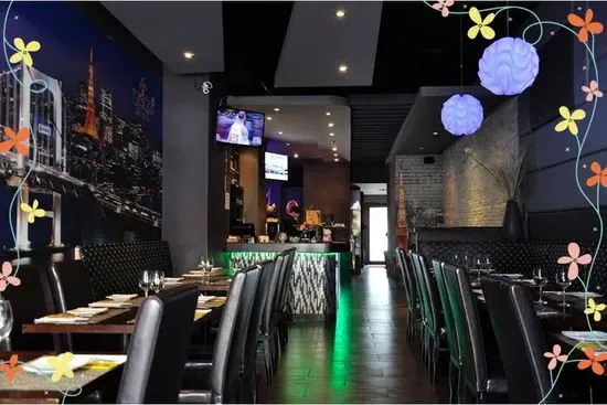 Taku Asian Bistro restaurant