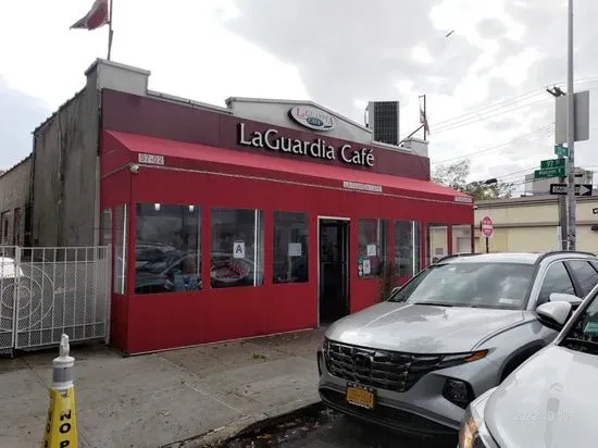 LaGuardia Cafe