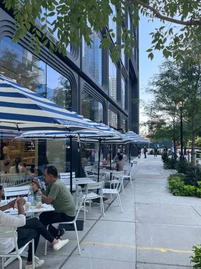 Bluestone Lane Coffee 30 Hudson Yards