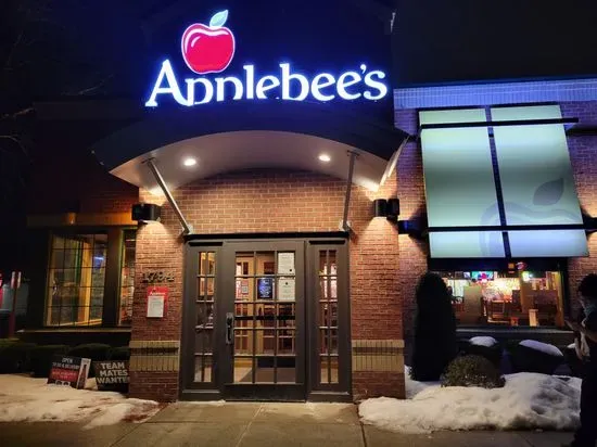 Applebee's Grill + Bar