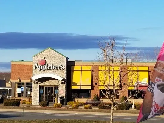 Applebee's Grill + Bar