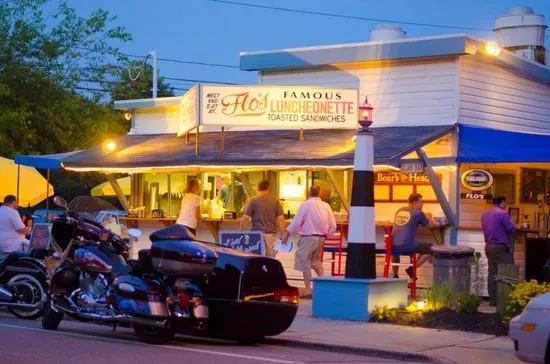 Flo's Luncheonette