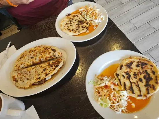 El Nuevo Usulutan Restaurant
