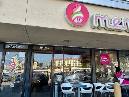 Menchie's Frozen Yogurt