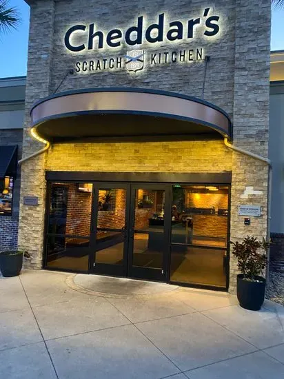 Cheddar's Scratch Kitchen