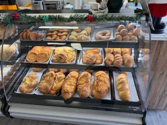 Colombian Bakery and Restaurant