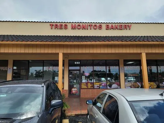 Tres Monitos Bakery