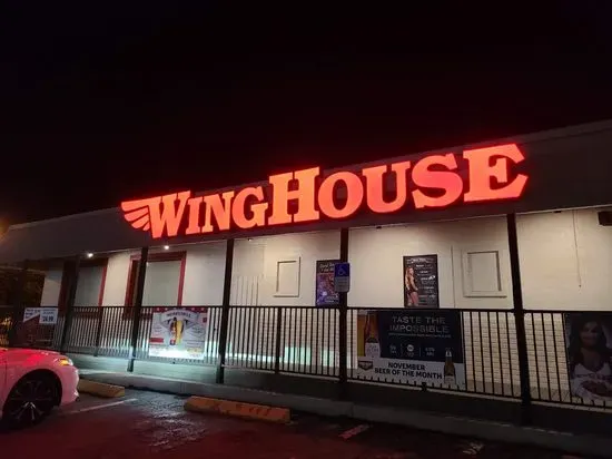 WingHouse Bar & Grill