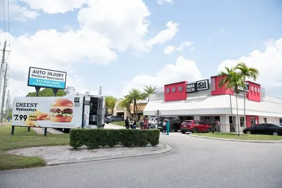 Burger 21 - Carrollwood