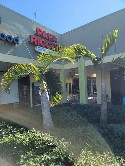 Papa Ricco's Restaurant & Pizzeria