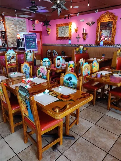 Chulas Mexican Restaurant