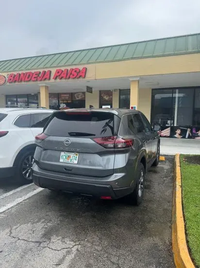 Bandeja Paisa Restaurant