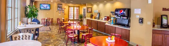 The Marketplace Bistro at Stonegate Golf Club