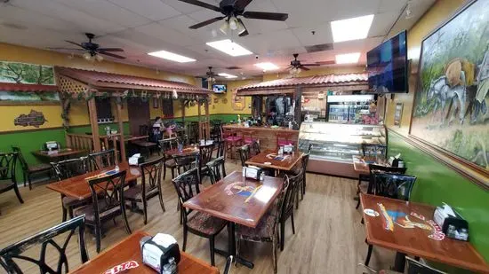 La Paisita Restaurant & Bakery