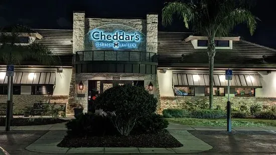 Cheddar's Scratch Kitchen