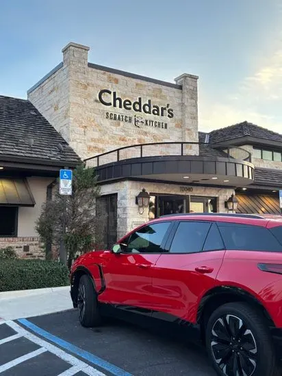 Cheddar's Scratch Kitchen