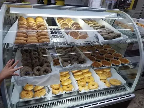 DoughJ's Chicken & Donuts