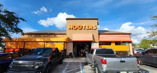 Hooters