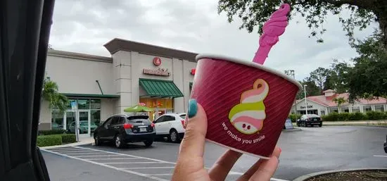 Menchie's Frozen Yogurt