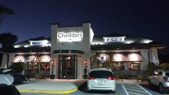 Cheddar's Scratch Kitchen