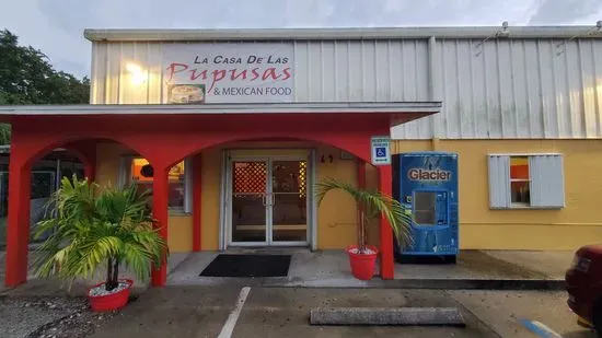 La Casa de Las Pupusas #2