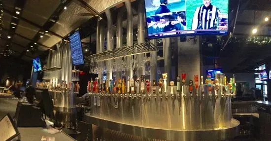 Yard House