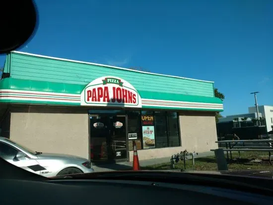 Papa Johns Pizza