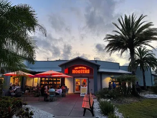 Original Hooters