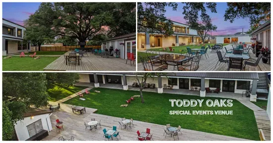 Toddy Oaks Indoor & Outdoor Event Venue