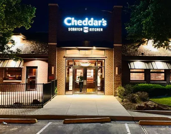 Cheddar's Scratch Kitchen