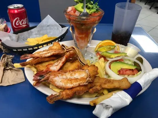 Mariscos La Reyna #1