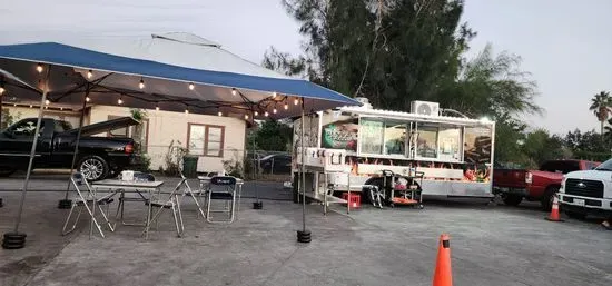 Reyna’s Tacos